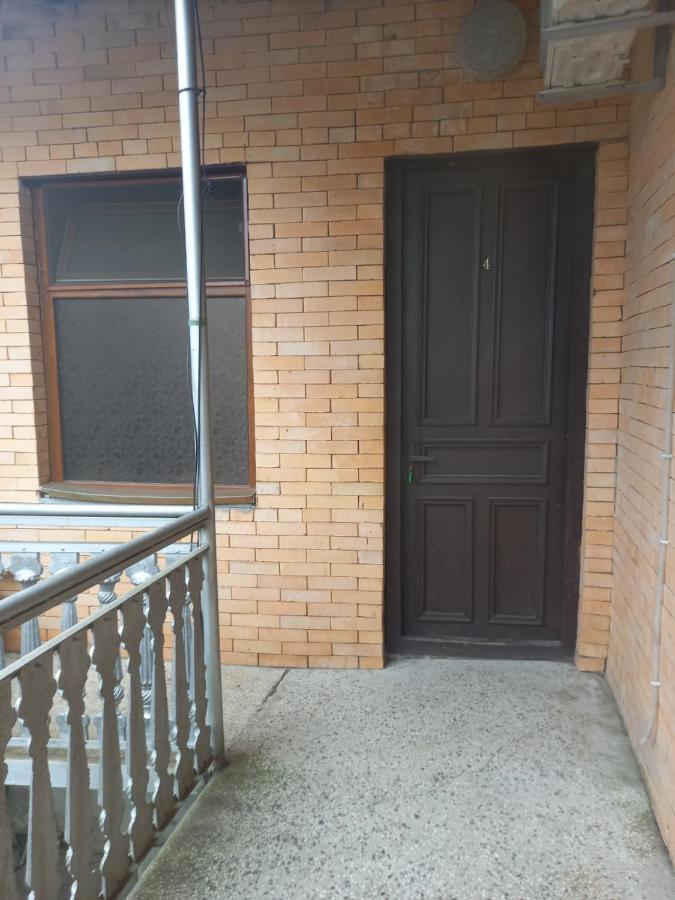 Guest House Roma Kʼutʼaisi Exterior foto