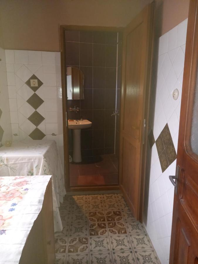 Guest House Roma Kʼutʼaisi Exterior foto